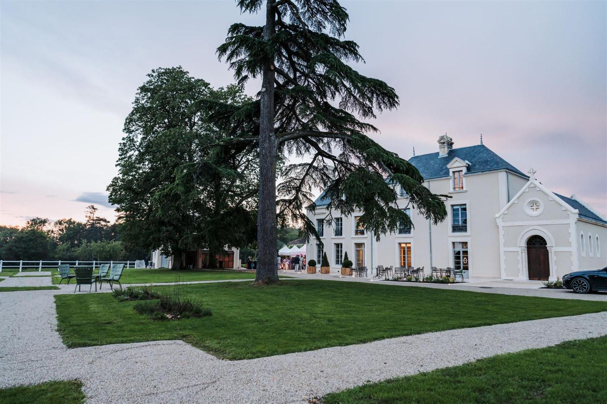 Domaine De L'Ecorcerie Hotel Fontaine-le-Comte Ngoại thất bức ảnh